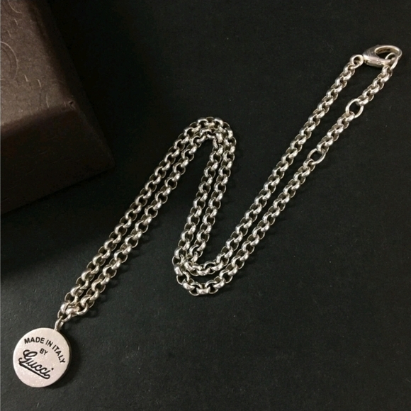 Gucci Silver Pendant Necklace